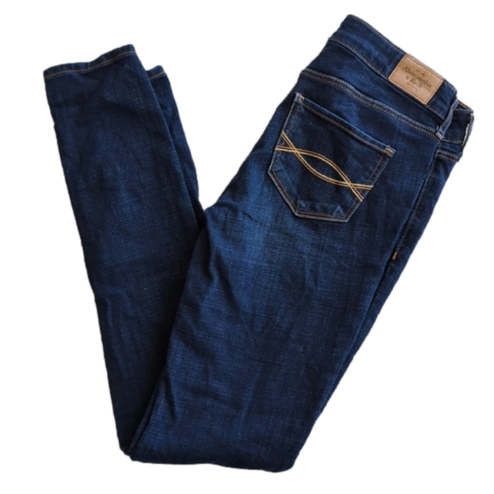 Abercrombie & Fitch Darker Wash Mid Rise Skinny Blue Jean Size 2 Waist 28 Inches - Picture 1 of 5